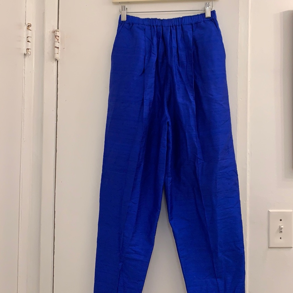 Women’s vintage 100% silk pants by Paul Sisti